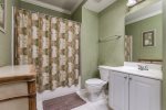 Hall Bath w/tub & shower combo